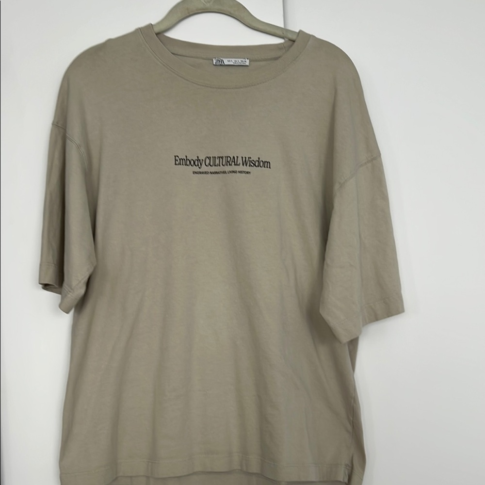 Zara graphic Short Sleeve Tee Casual 100% Cotton- men’s small